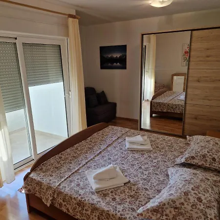 Jagoda Apartman *