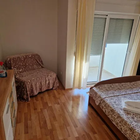 Jagoda Apartman *