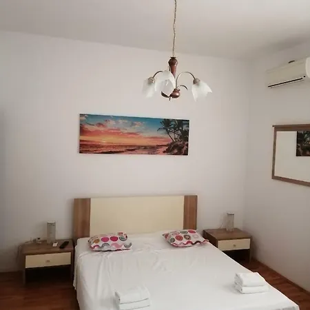 Jagoda Apartman Podstrana